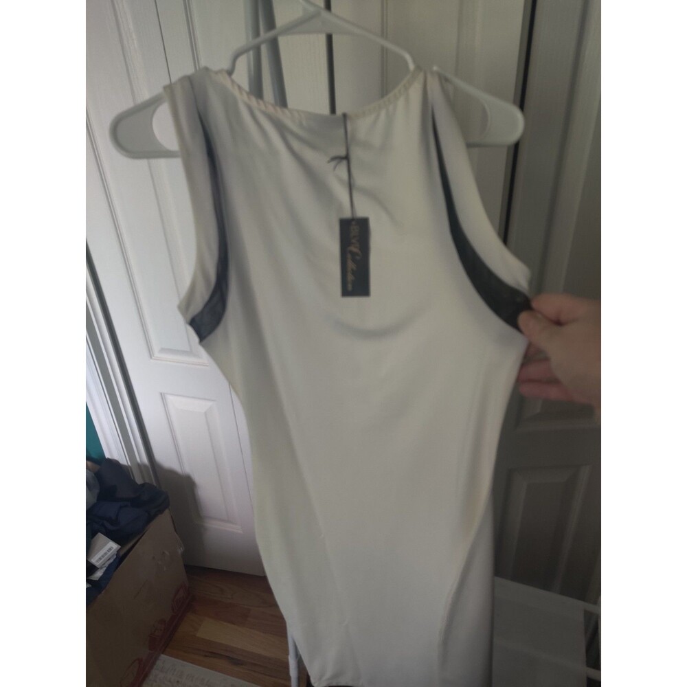 BLVD Collection White/Black Solid Scoop Neck Sleeveless Dress‎ Black Accents
